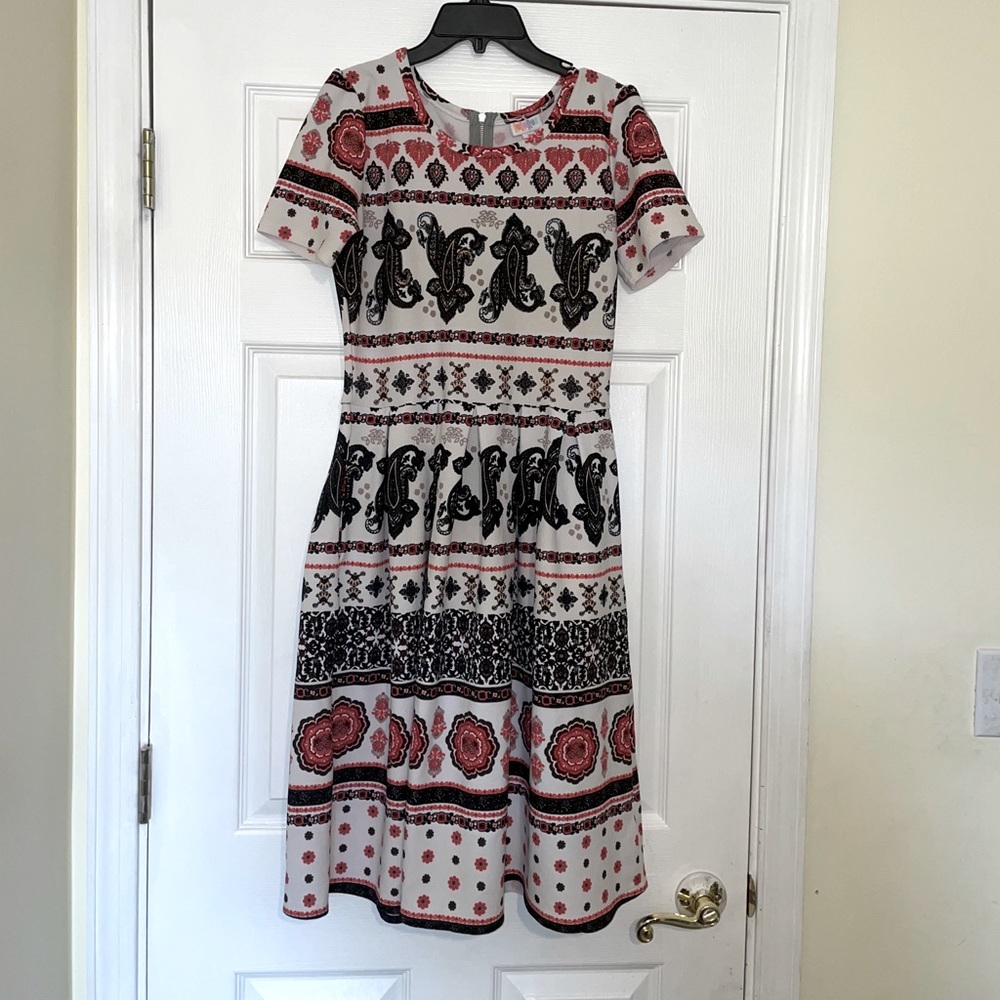 LuLaRoe Sz M Dress